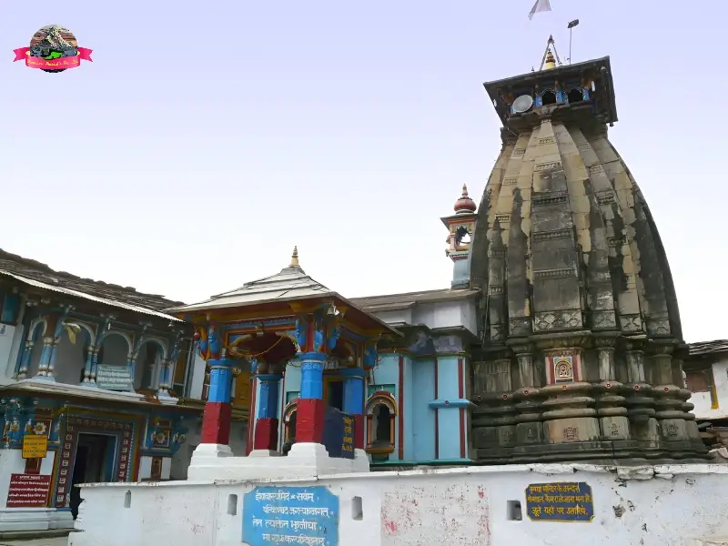 A beautiful view of the Ukhimath temple, located in uttarakhand. With cool weather and a peaceful environment.